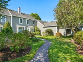 22 Floret Circle 22, Hingham MA 02043