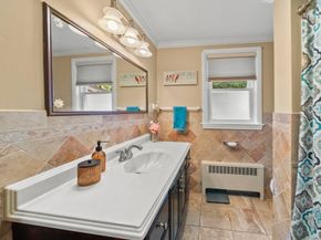 36 Ellis Street, Woburn MA 01801