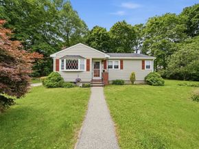 36 Ellis Street, Woburn MA 01801