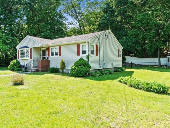 36 Ellis Street, Woburn MA 01801