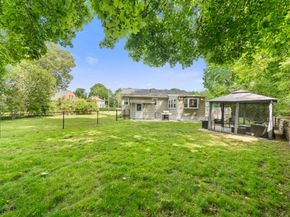 36 Ellis Street, Woburn MA 01801
