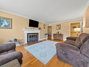 36 Ellis Street, Woburn MA 01801