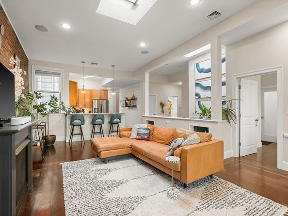 133 I St 3, Boston MA 02127