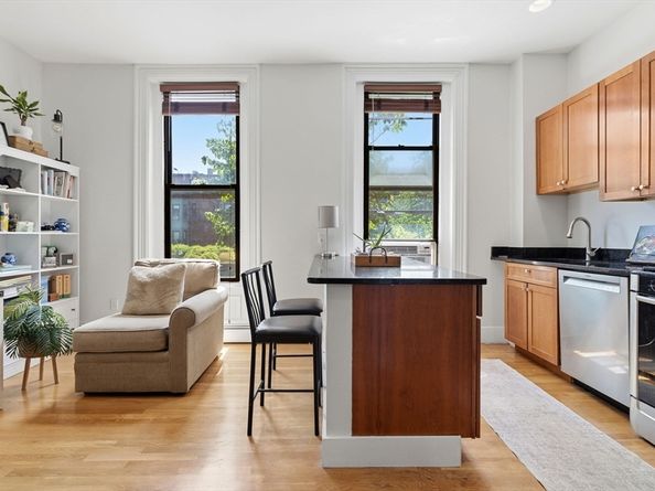 32 Yarmouth St 2, Boston MA 02116