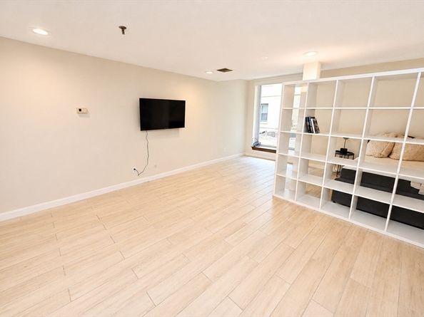 1427 Commonwealth Ave 102, Boston MA 02135