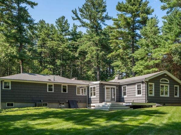 45 Needham Street, Norfolk MA 02056