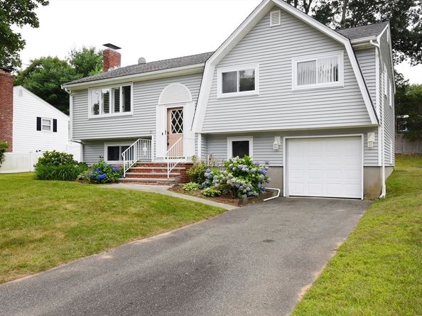 37 Thornton Ave, Brockton MA 02301