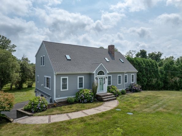 191 Acushnet Rd, Mattapoisett MA 02739
