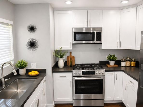 501 & 503 Pierce Road, Menlo Park CA 94025