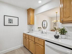 576 W Parr Avenue 32, Los Gatos CA 95032