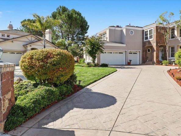 5000 Birkdale Way, San Jose CA 95138