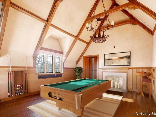 16 Tuthill Lane, Remsenburg NY 11960