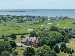 16 Tuthill Lane, Remsenburg NY 11960