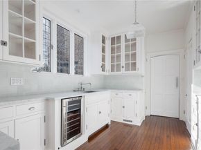 16 Tuthill Lane, Remsenburg NY 11960