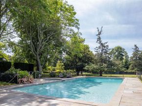 16 Tuthill Lane, Remsenburg NY 11960