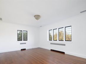 16 Tuthill Lane, Remsenburg NY 11960