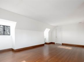 16 Tuthill Lane, Remsenburg NY 11960