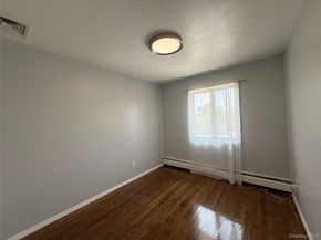 14 Hilton Court, Hicksville NY 11801