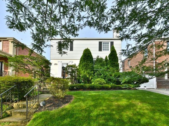 80-07 192nd Street, Jamaica Estates NY 11423