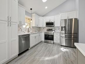 348 Hauser Avenue, Holbrook NY 11741
