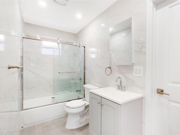 308 Beach 86th Street, Far Rockaway NY 11693