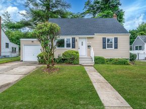 523 18th Street, West Babylon NY 11704