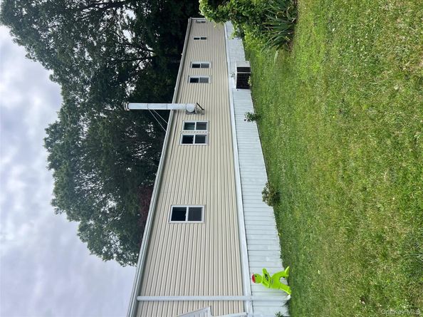 42 Ticonderoga Drive, Bohemia NY 11716