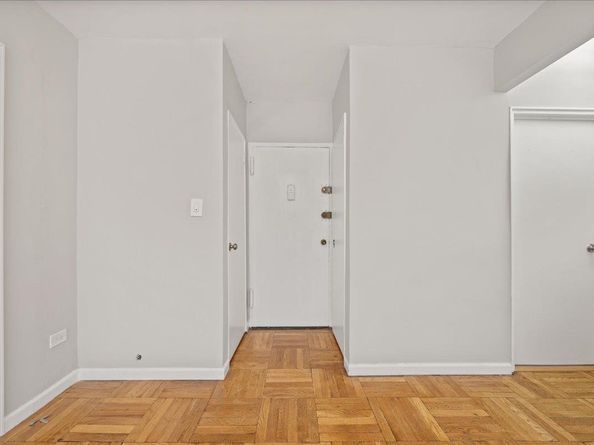 629 Kappock Street 2A, Bronx NY 10463