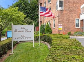 629 Kappock Street 2A, Bronx NY 10463