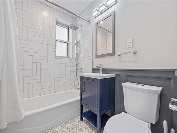 629 Kappock Street 2A, Bronx NY 10463