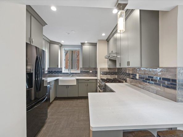 629 Kappock Street 2A, Bronx NY 10463