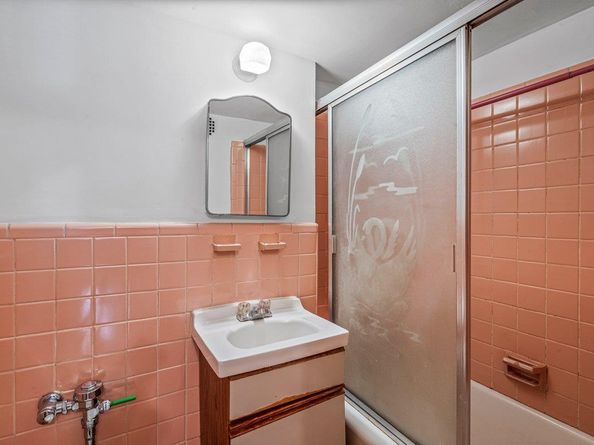 35-51 85th Street 2F, Jackson Heights NY 11372