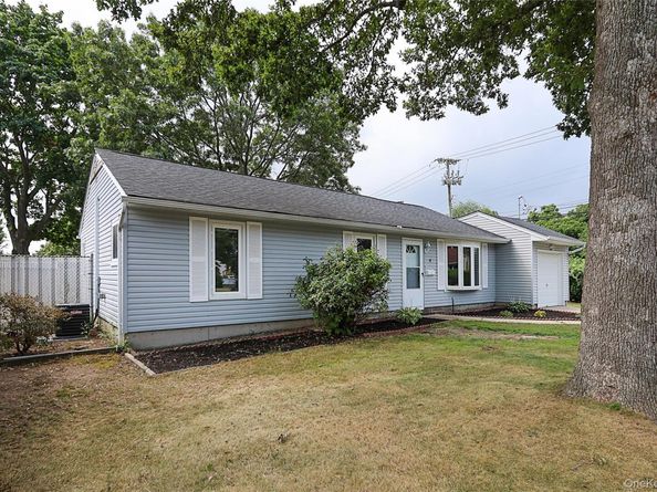 4 Naples Avenue, Central Islip NY 11722