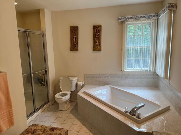 22 Jerusalem Hollow Road, Manorville NY 11949