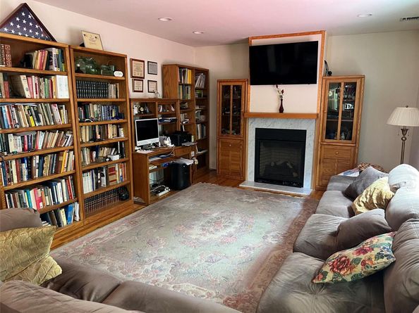22 Jerusalem Hollow Road, Manorville NY 11949