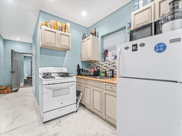 630 East 230th St, Bronx NY 10466