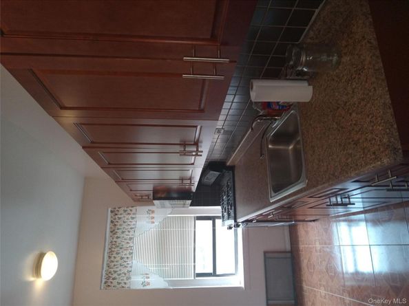 2156 CRUGER Avenue 5G, Bronx NY 10462