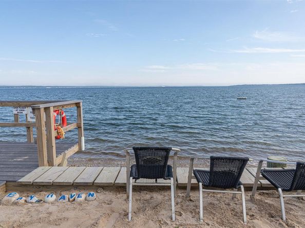700 Gin Lane, Southold NY 11971
