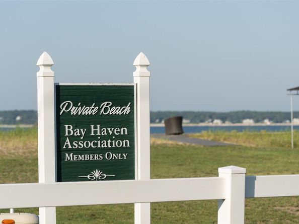 700 Gin Lane, Southold NY 11971