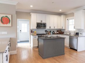 700 Gin Lane, Southold NY 11971