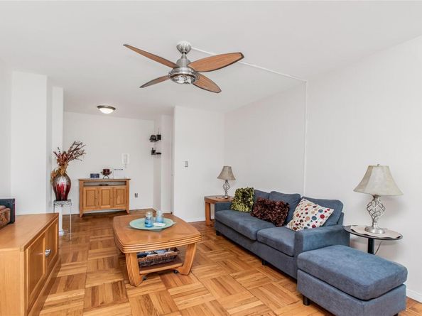 3131 Grand Concourse 11J, Bronx NY 10468