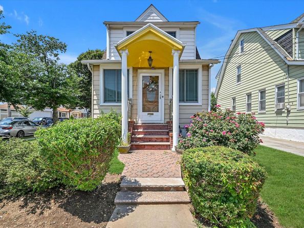 102-20 218th Place, Queens Village NY 11429