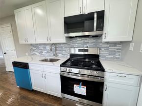 33 Princeton Street, Bay Shore NY 11706