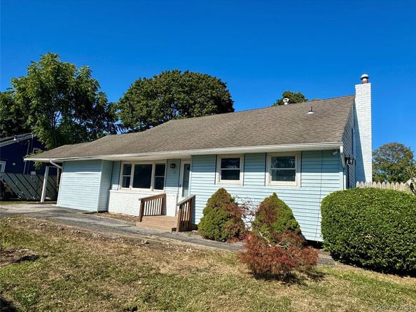 33 Princeton Street, Bay Shore NY 11706