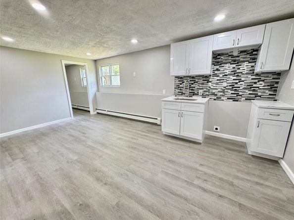 33 Princeton Street, Bay Shore NY 11706