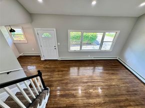 33 Princeton Street, Bay Shore NY 11706