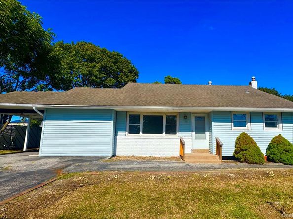 33 Princeton Street, Bay Shore NY 11706