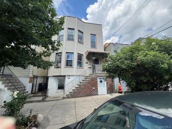 867 Van Nest Avenue