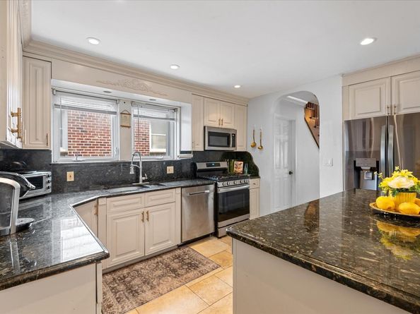 156-24 101st Street, Howard Beach NY 11414