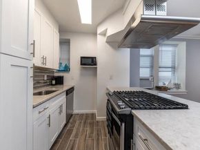 25 W Broadway 115, Long Beach NY 11561